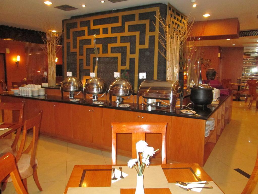 בנדונג Grand Pasundan Convention Hotel מראה חיצוני תמונה