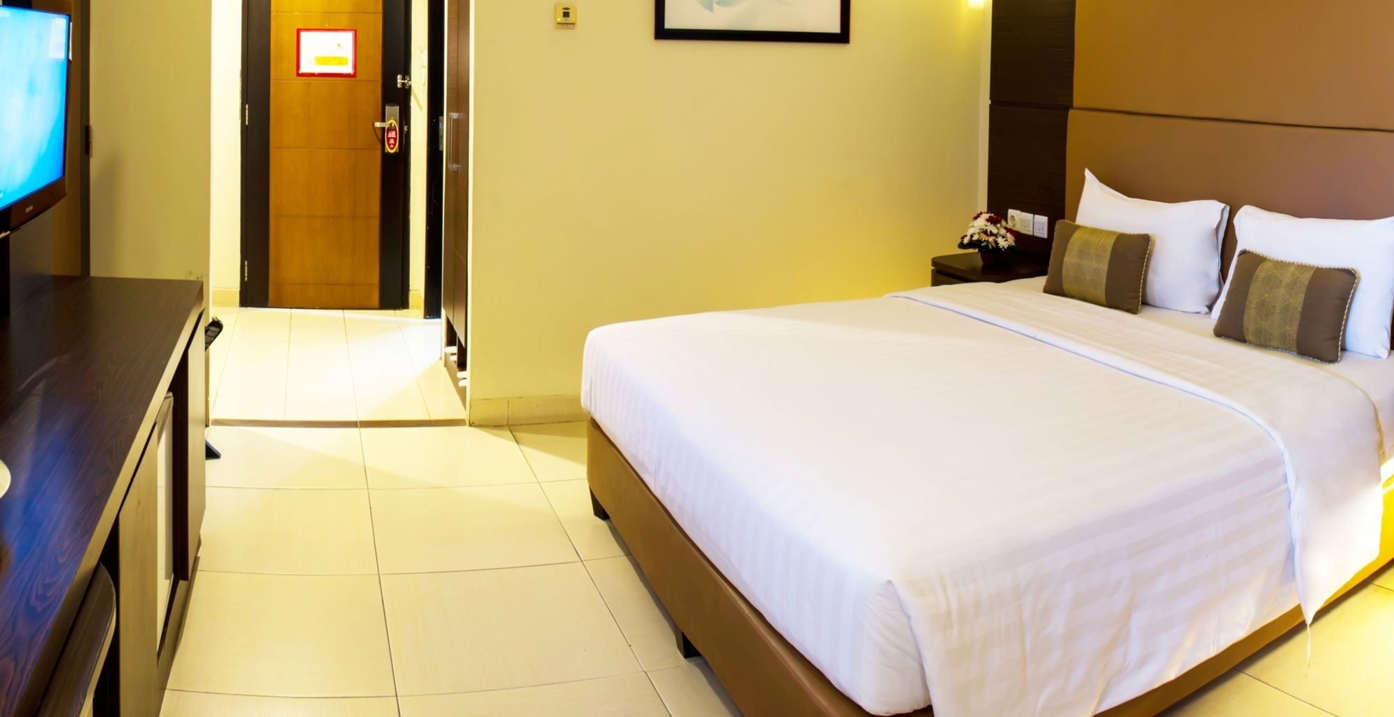 בנדונג Grand Pasundan Convention Hotel מראה חיצוני תמונה